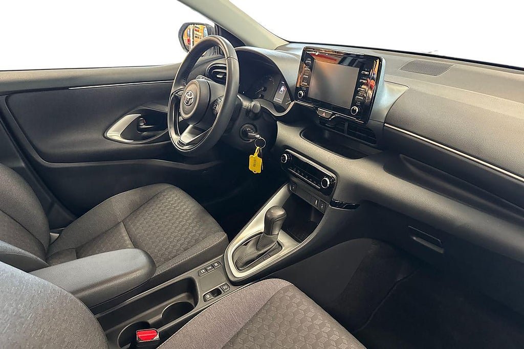 Vehicle Image 7