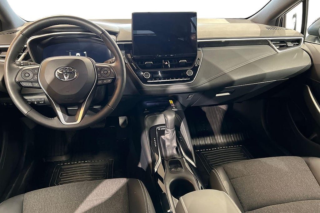 Vehicle Image 10