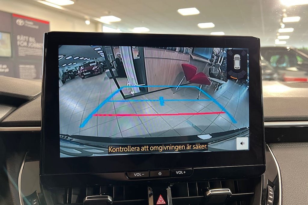 Vehicle Image 15