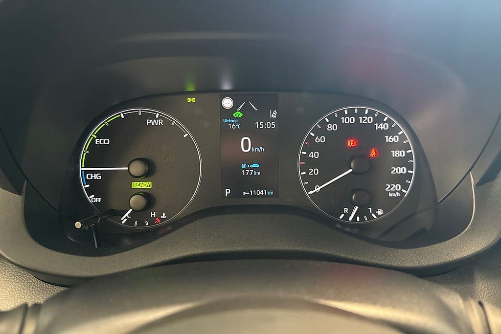 Vehicle Image 16