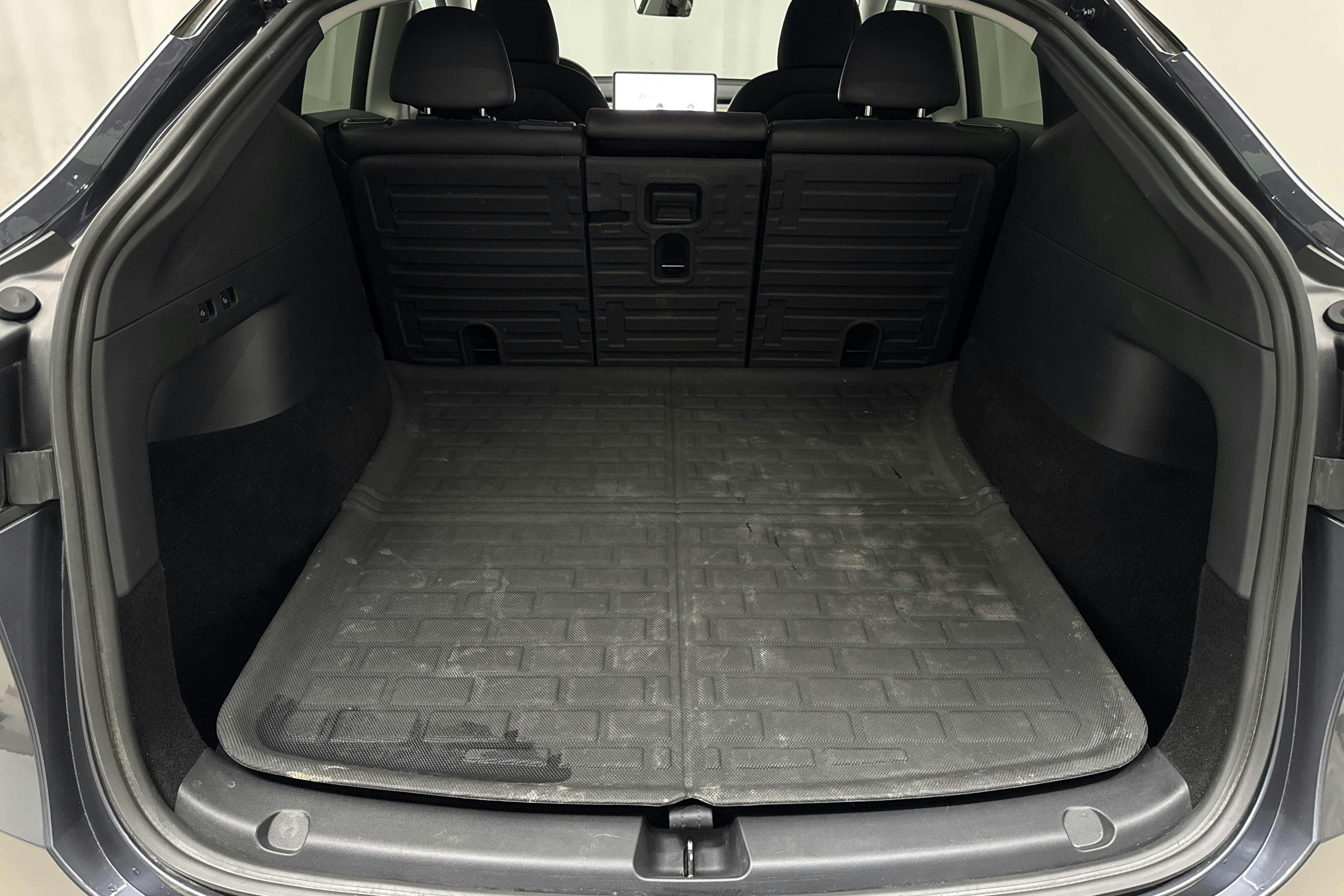Vehicle Image 9