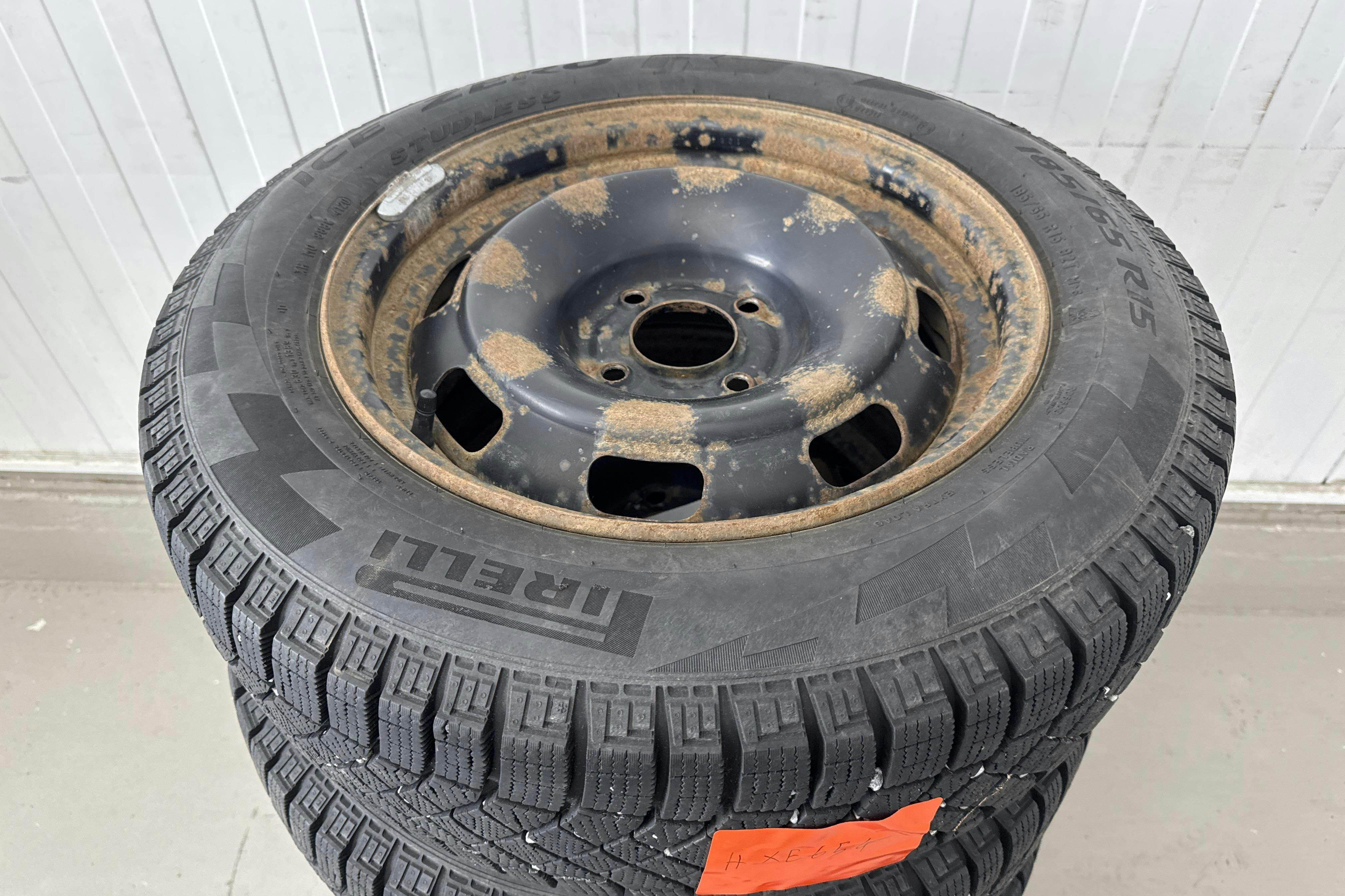 Vehicle Image 14