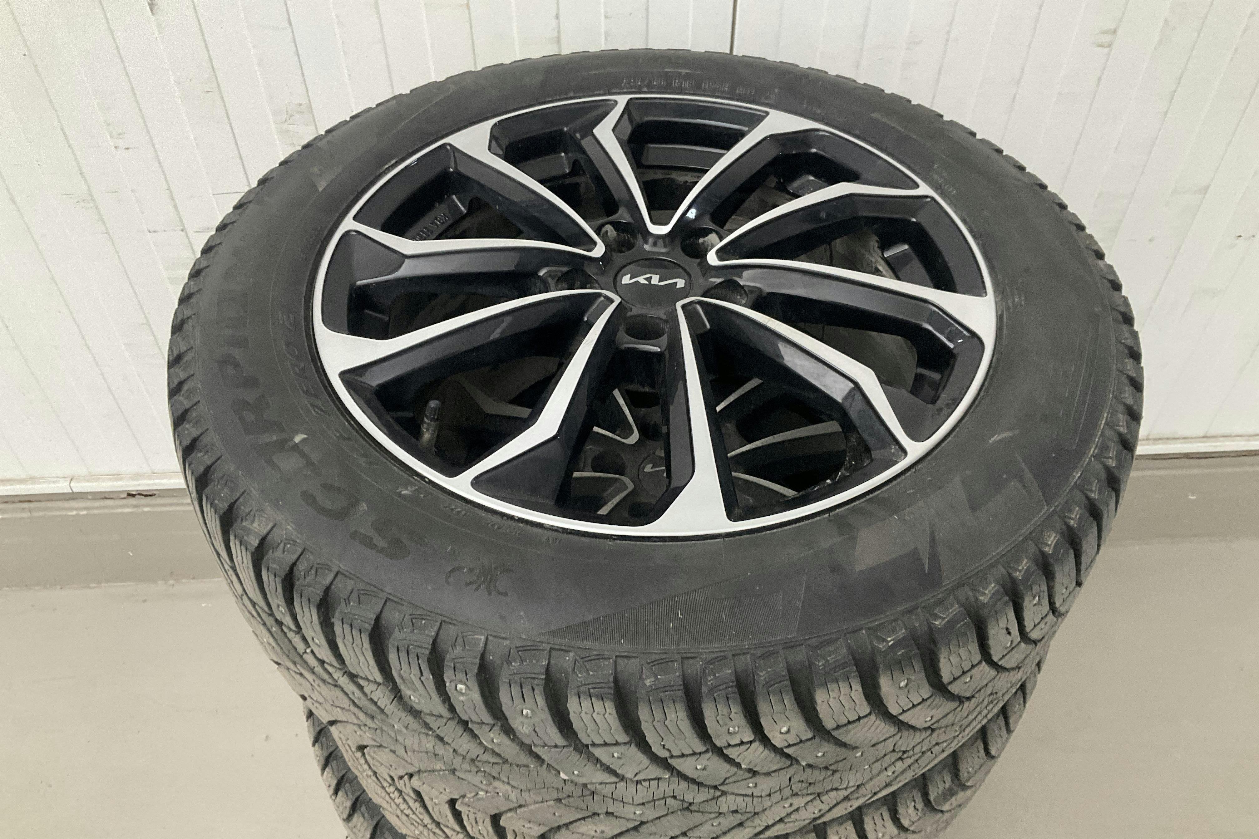 Vehicle Image 20