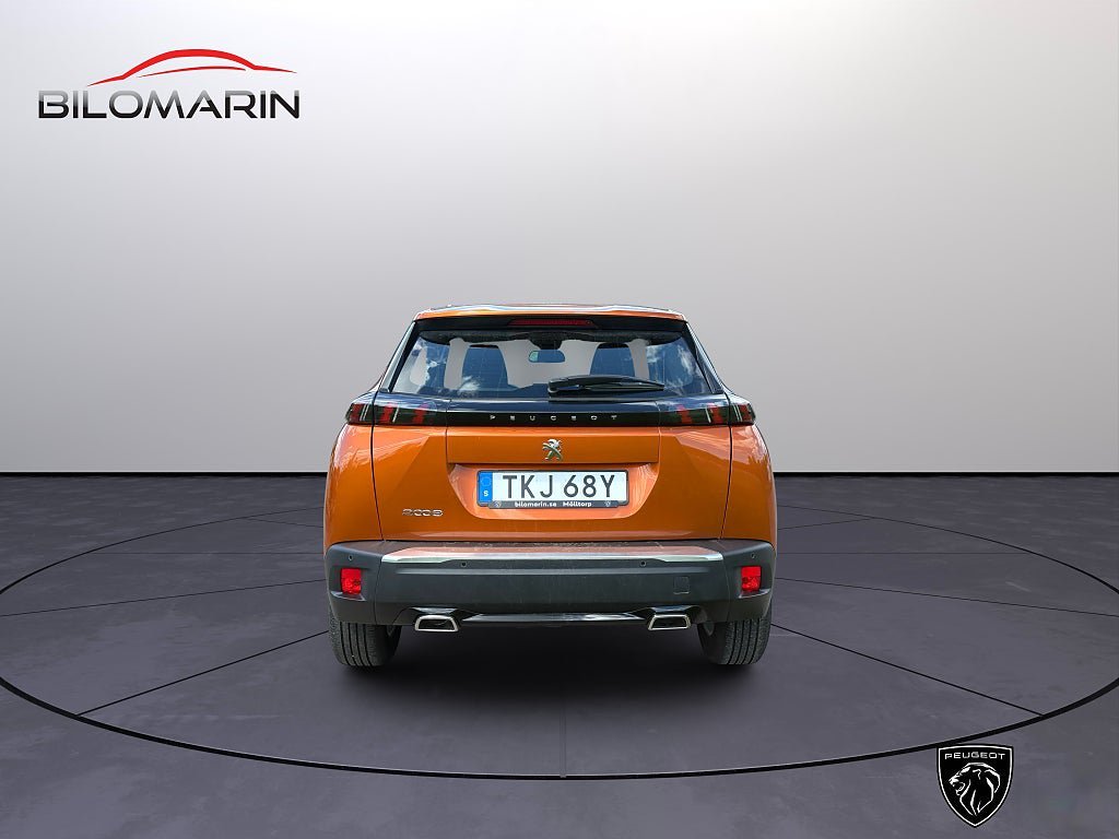 Vehicle Image 6