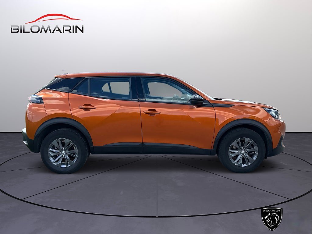 Vehicle Image 8