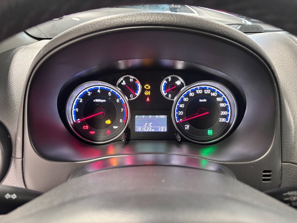 Vehicle Image 10