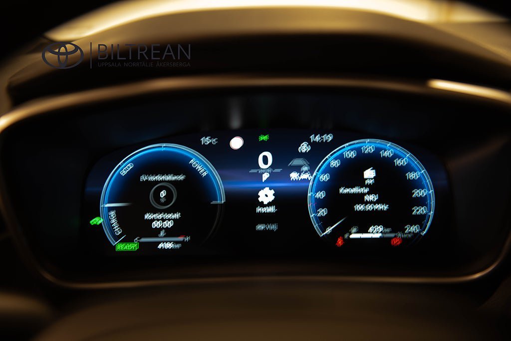 Vehicle Image 14