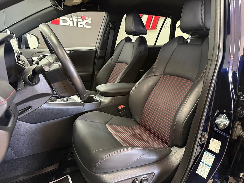 Vehicle Image 14