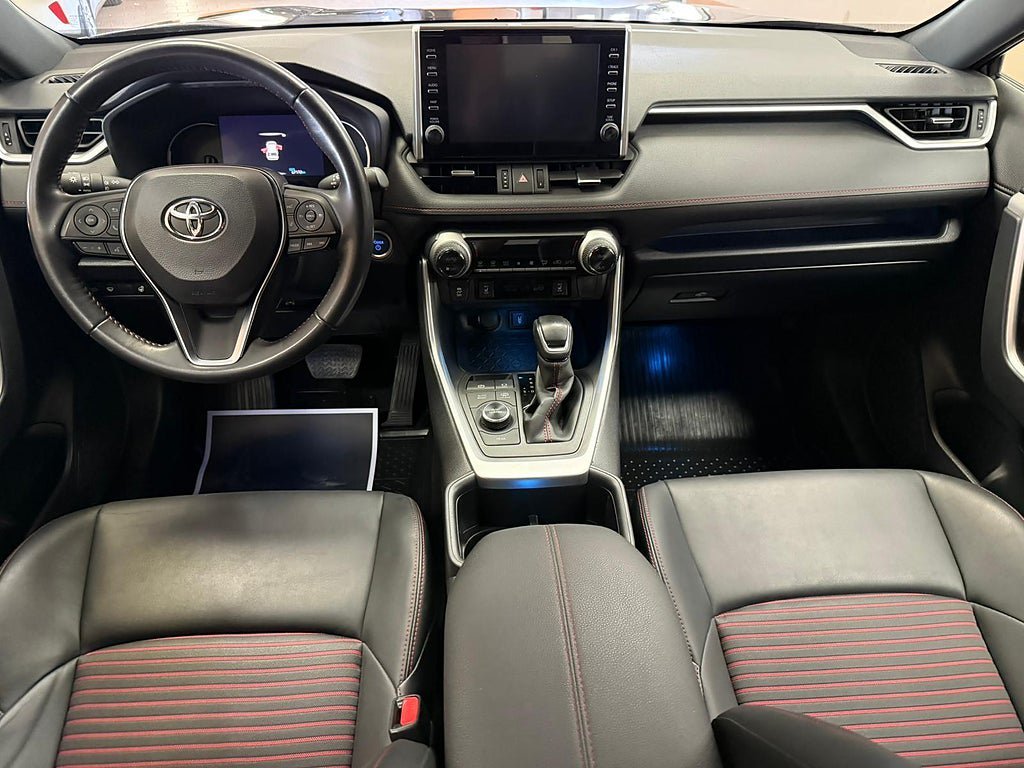 Vehicle Image 17