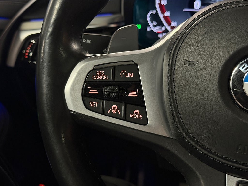 Vehicle Image 28