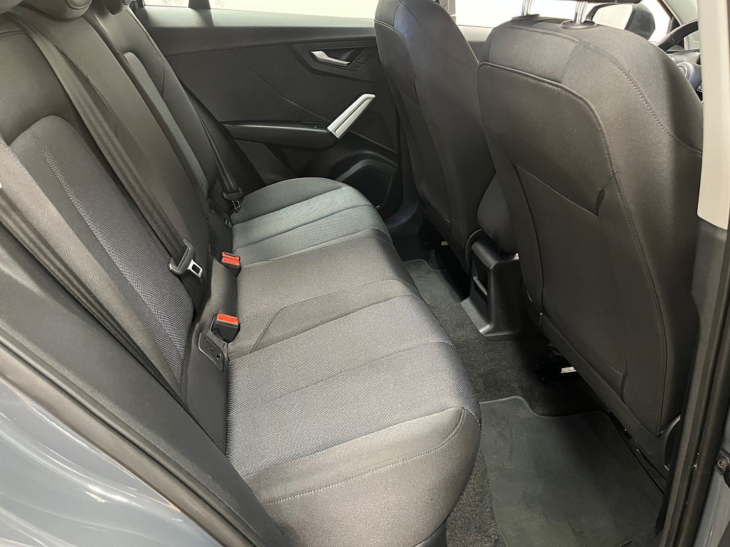 Vehicle Image 22