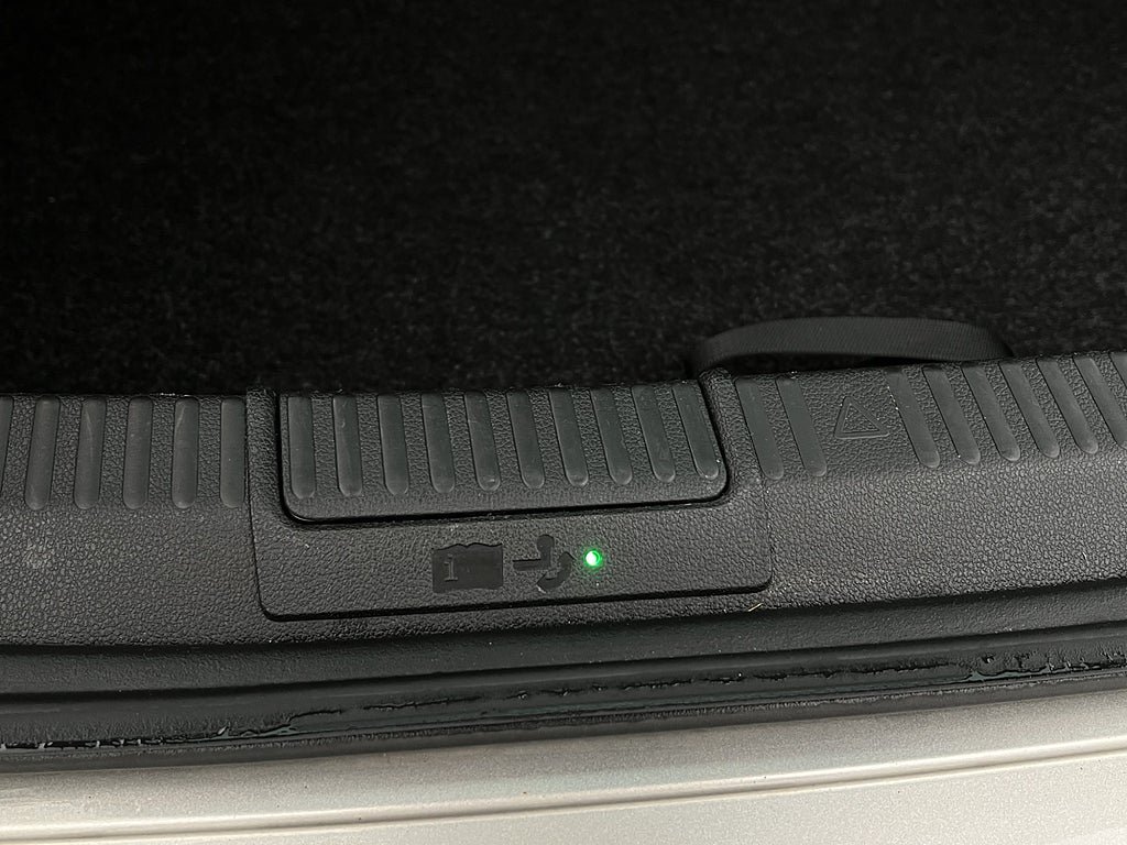Vehicle Image 35
