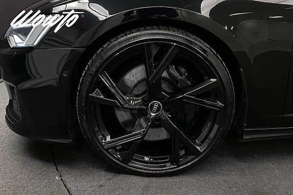 Vehicle Image 24