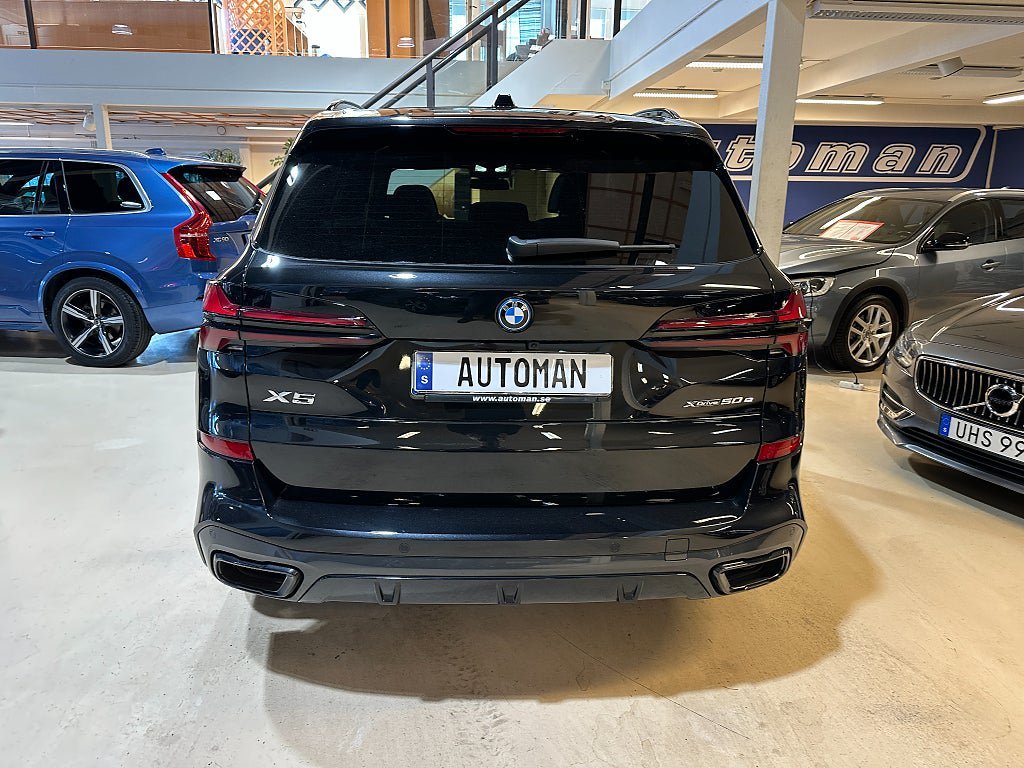 Vehicle Image 27