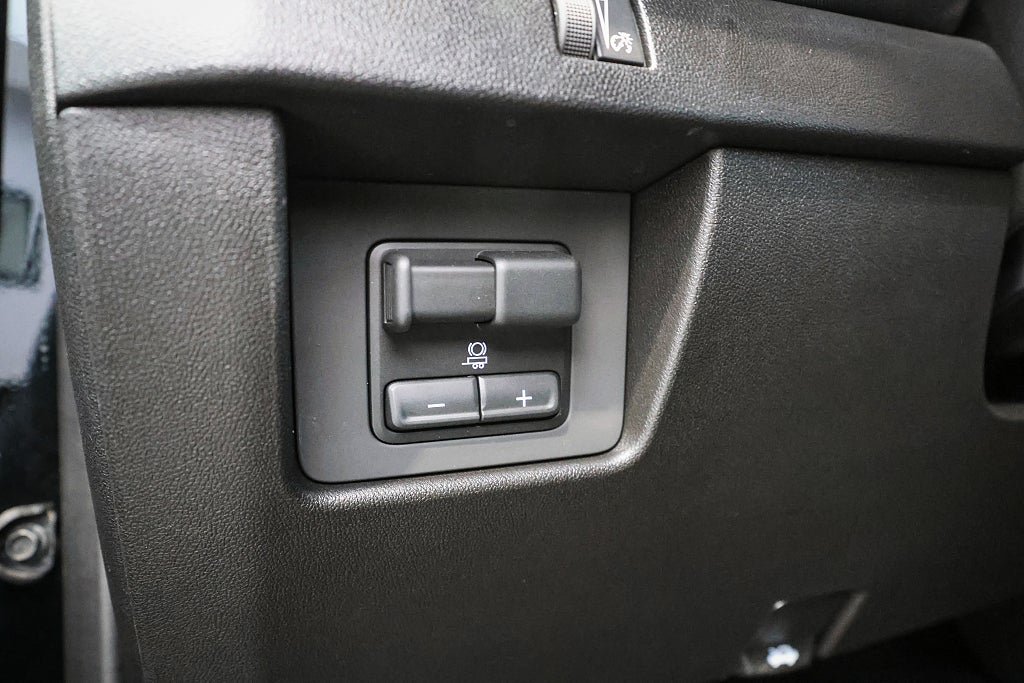Vehicle Image 39