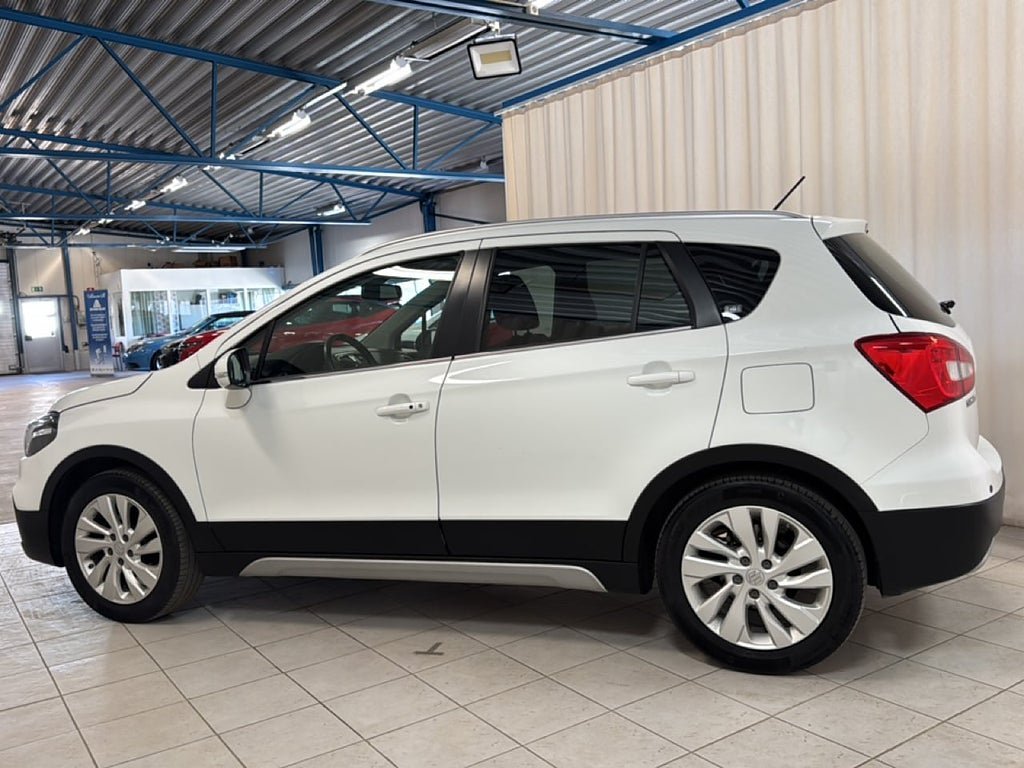 Vehicle Image 4