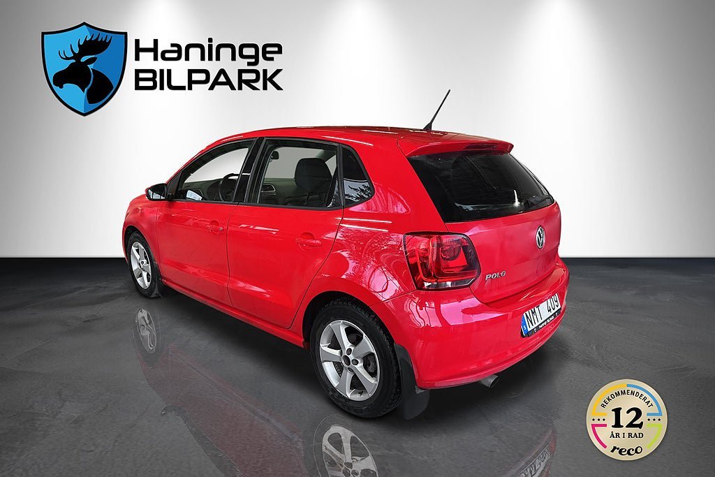 Vehicle Image 6