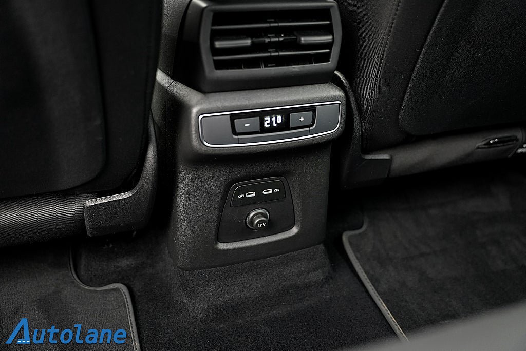 Vehicle Image 28