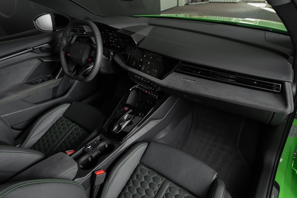 Vehicle Image 23