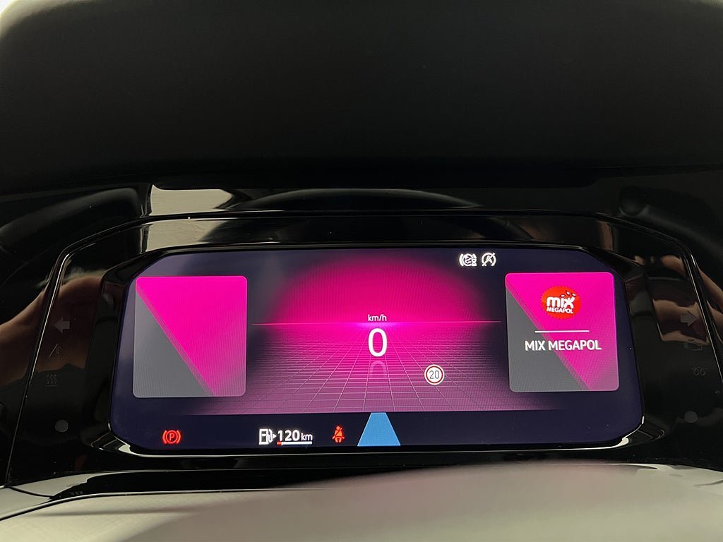 Vehicle Image 19