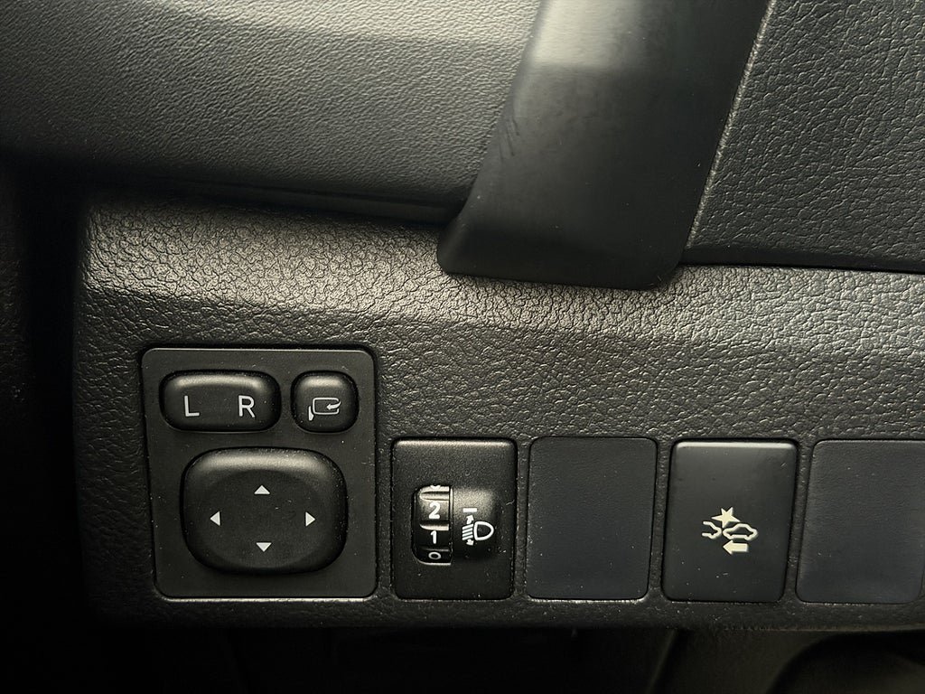Vehicle Image 27