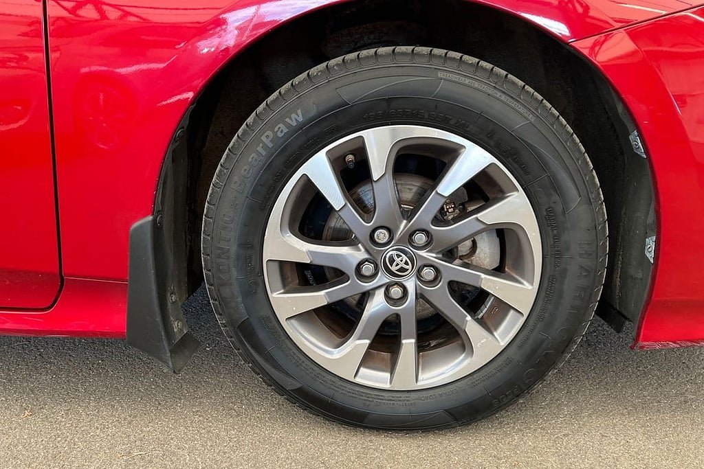 Vehicle Image 17