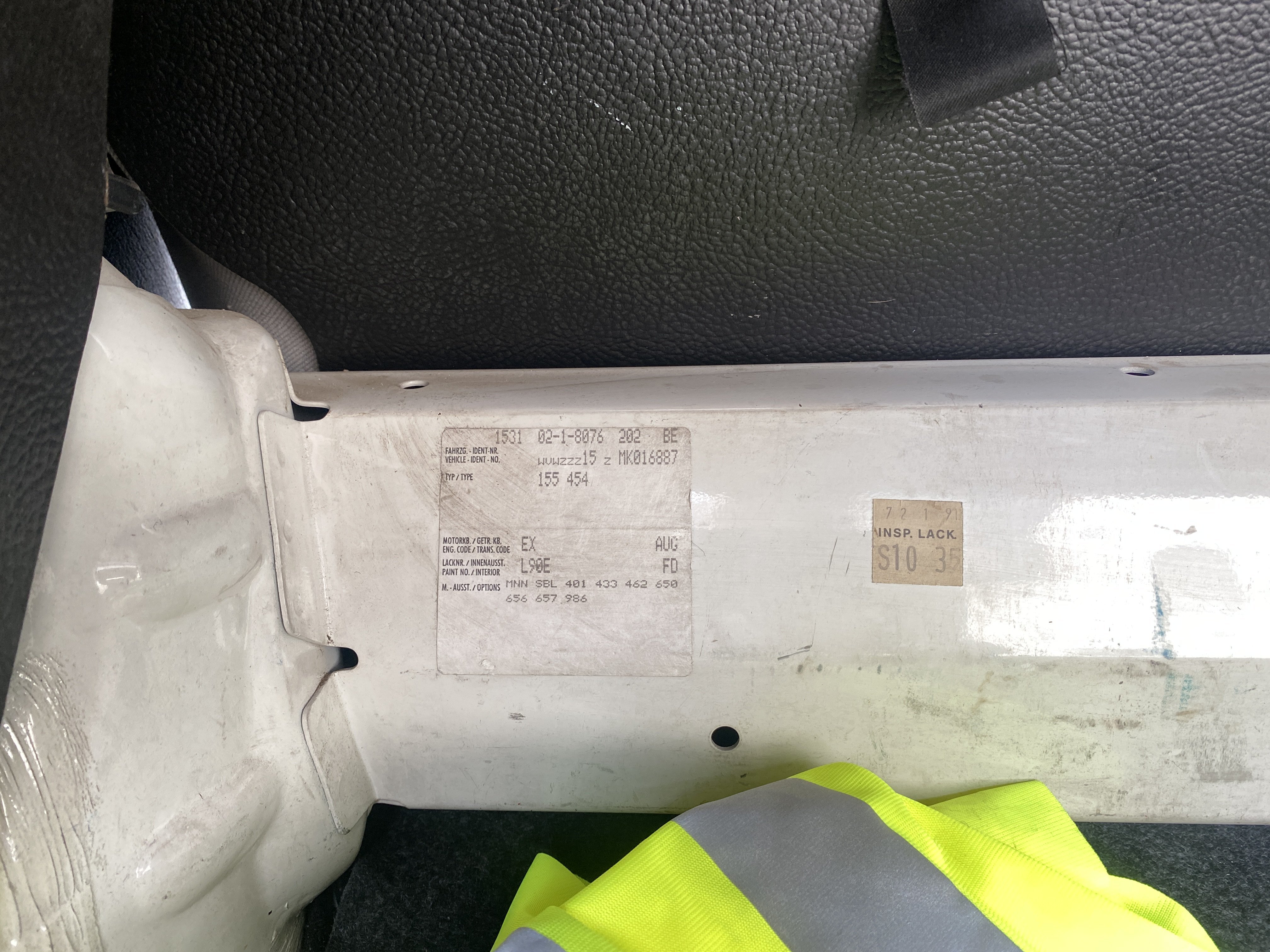Vehicle Image 21
