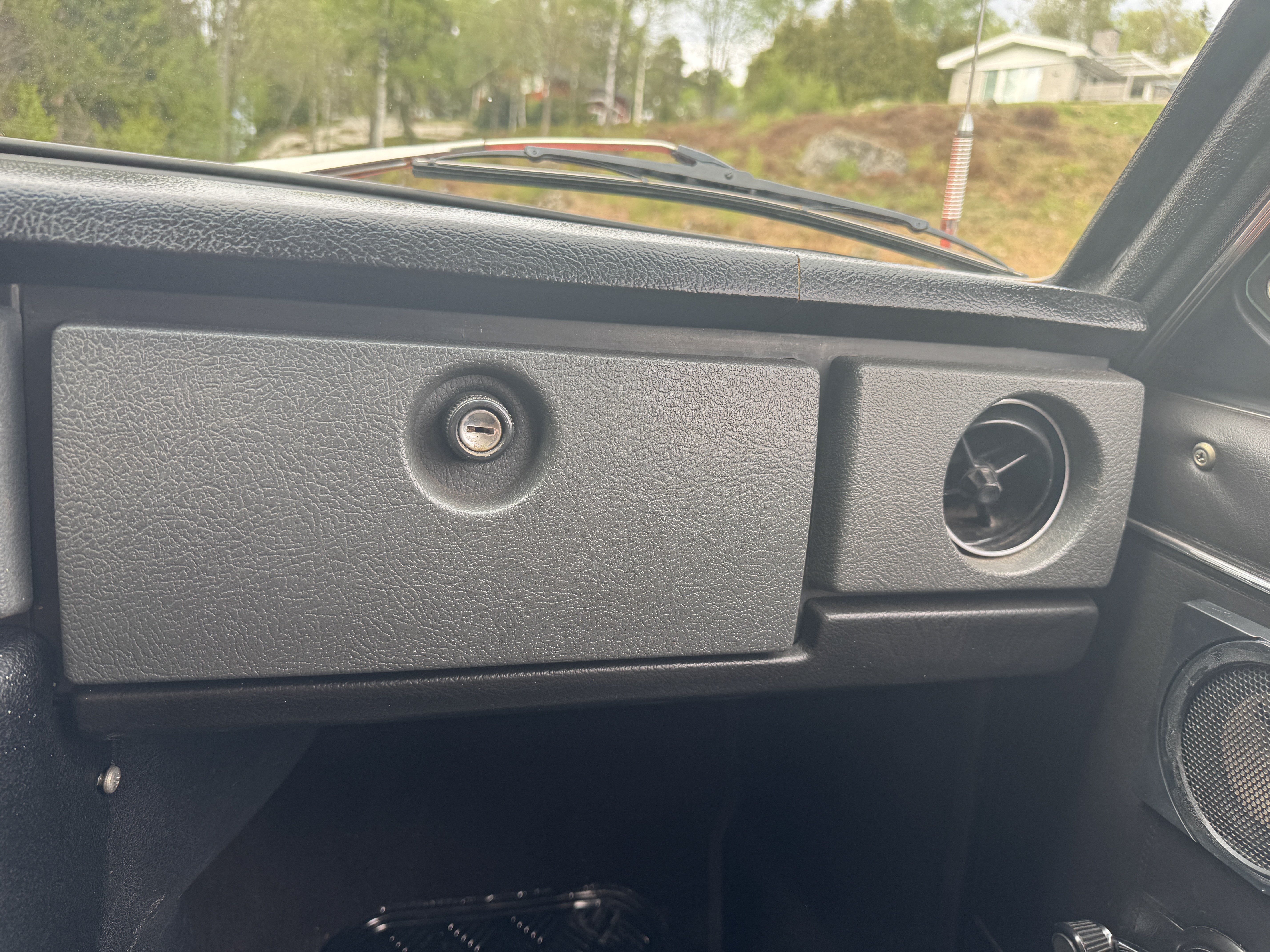 Vehicle Image 73