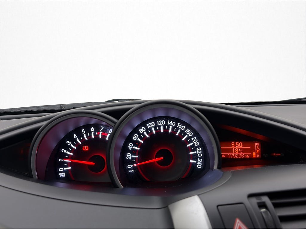 Vehicle Image 14