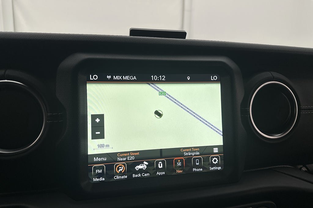 Vehicle Image 22