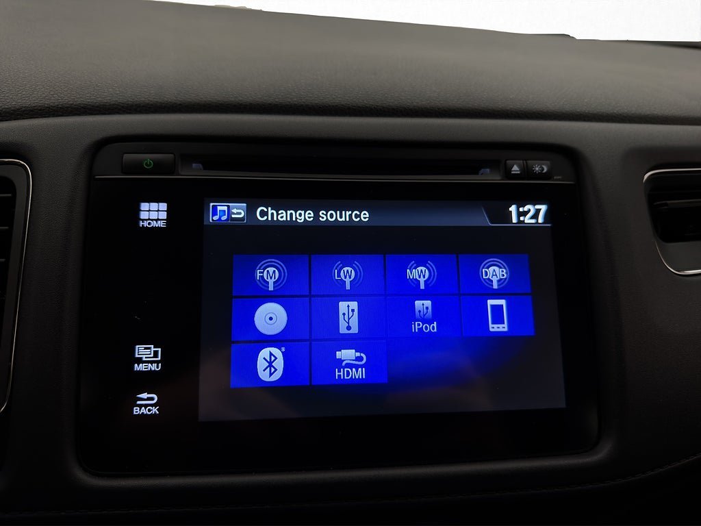 Vehicle Image 16