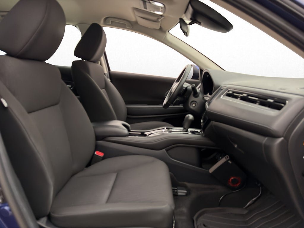 Vehicle Image 20