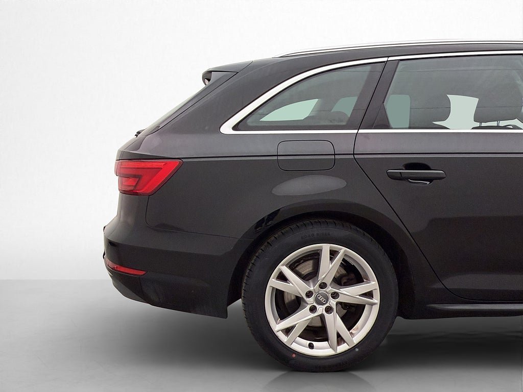 Vehicle Image 30