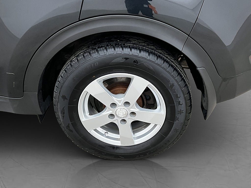 Vehicle Image 30
