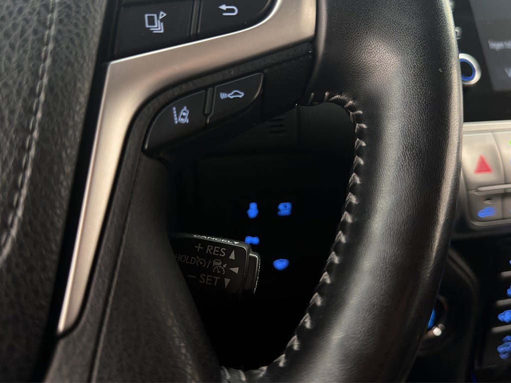 Vehicle Image 21