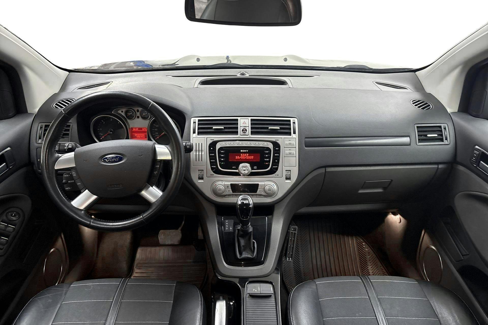 Vehicle Image 6