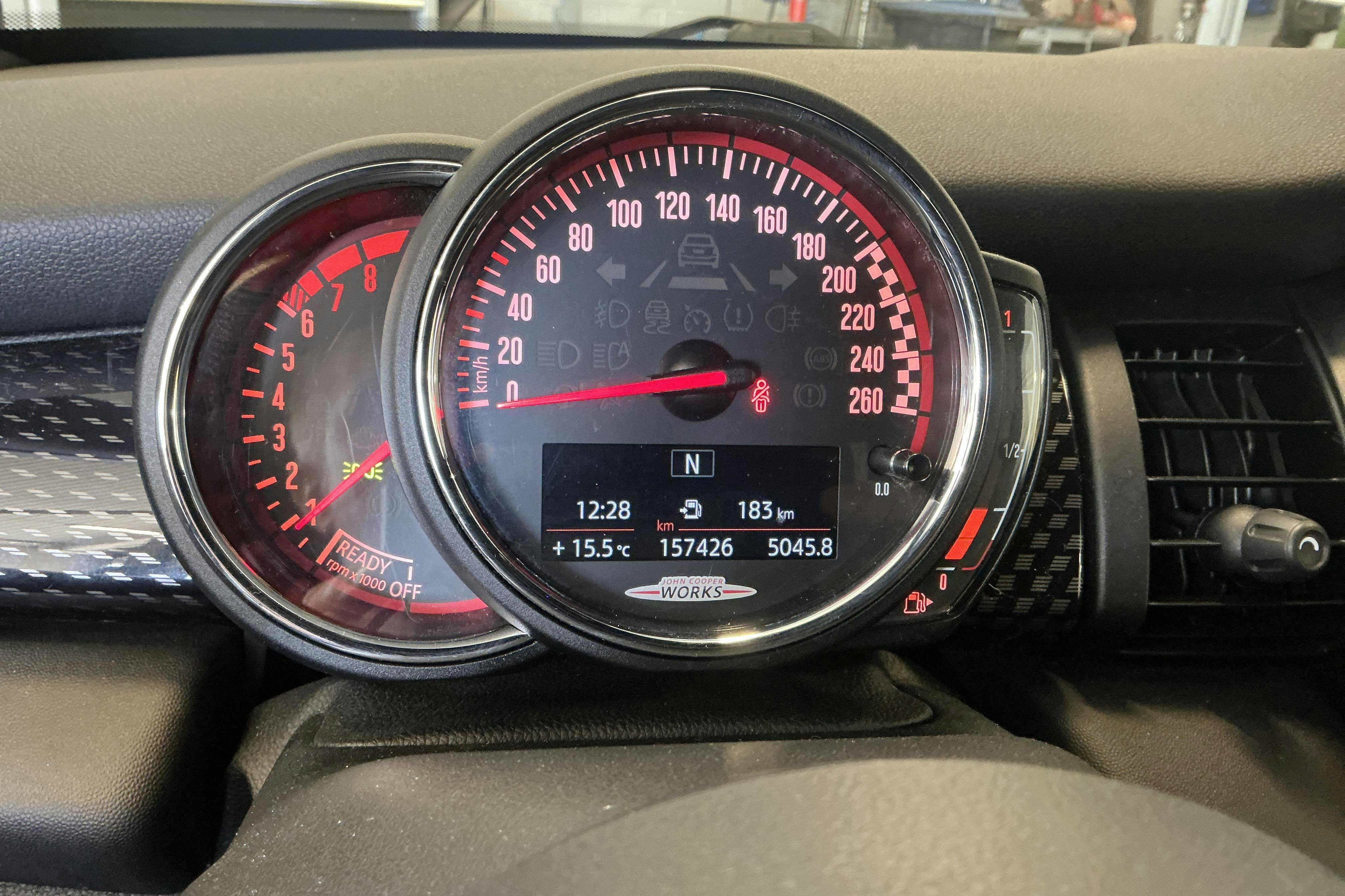 Vehicle Image 12