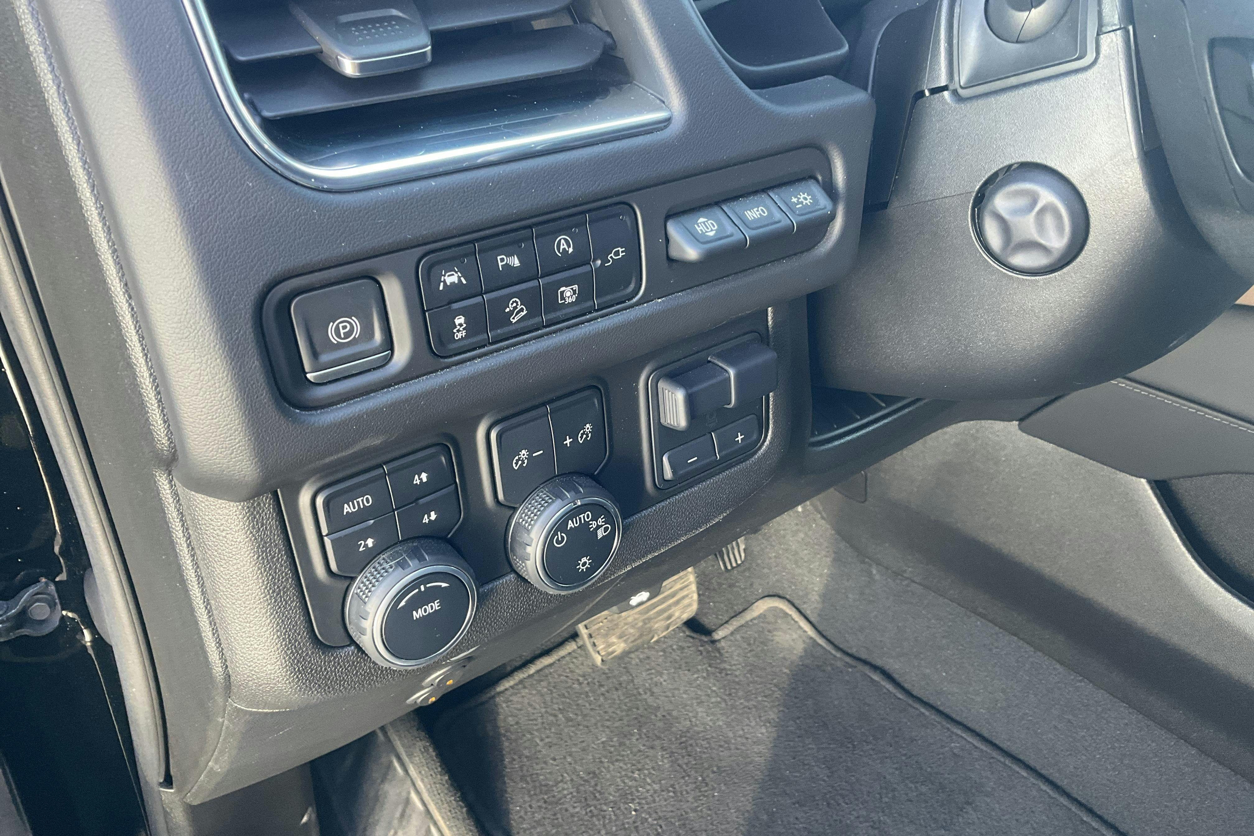 Vehicle Image 20
