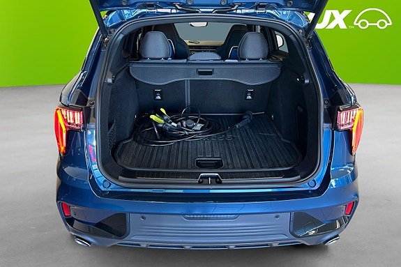 Vehicle Image 17