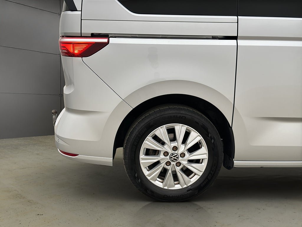 Vehicle Image 37