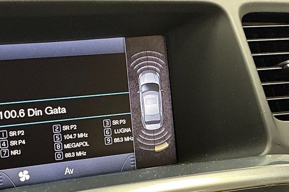 Vehicle Image 23