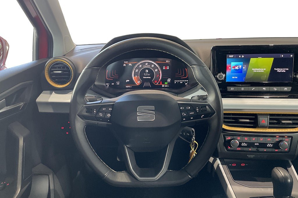 Vehicle Image 17