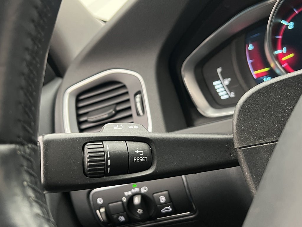 Vehicle Image 29