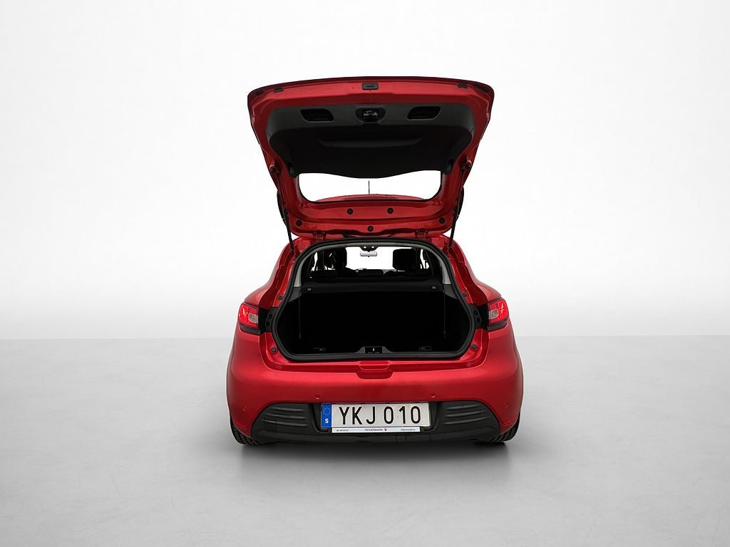 Vehicle Image 23