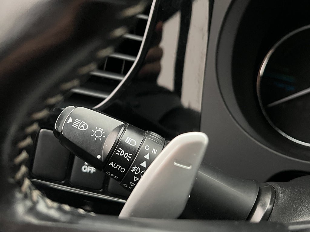 Vehicle Image 23