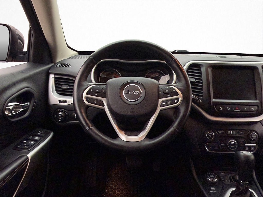 Vehicle Image 14