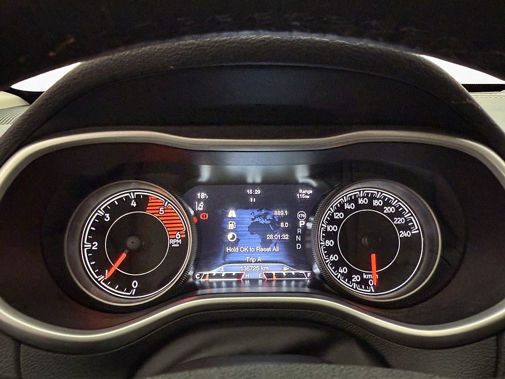 Vehicle Image 18