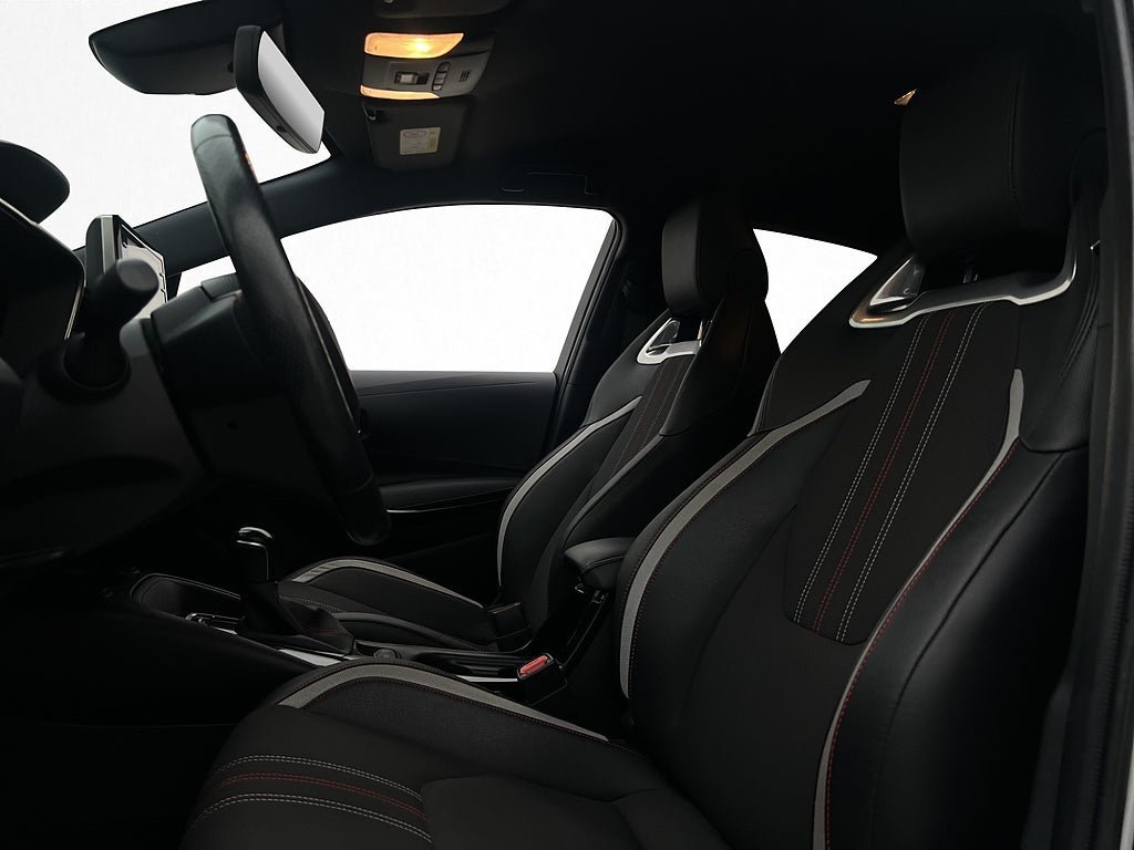 Vehicle Image 12