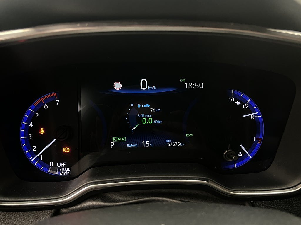 Vehicle Image 18