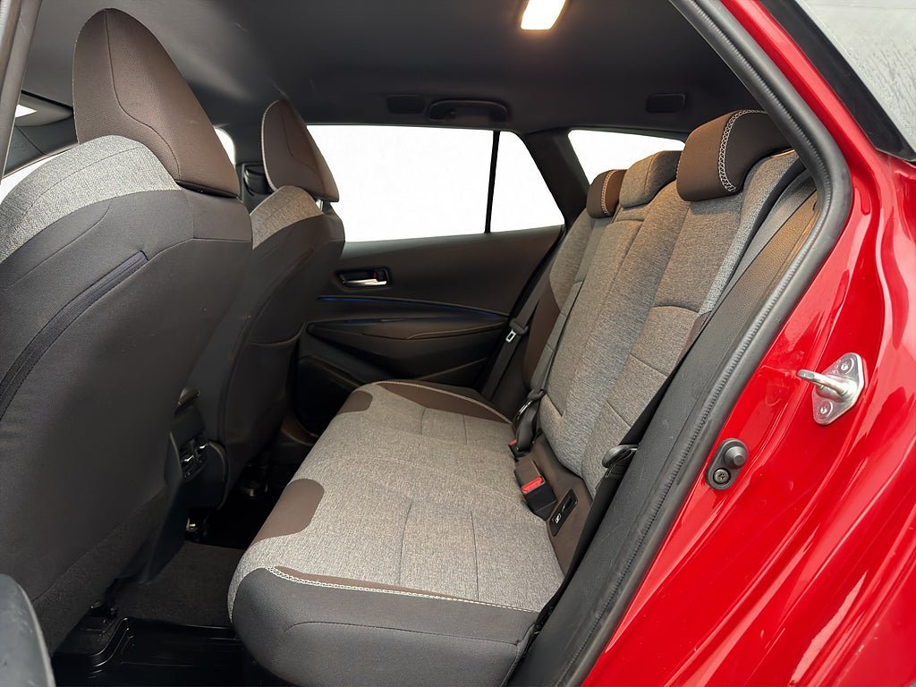 Vehicle Image 30